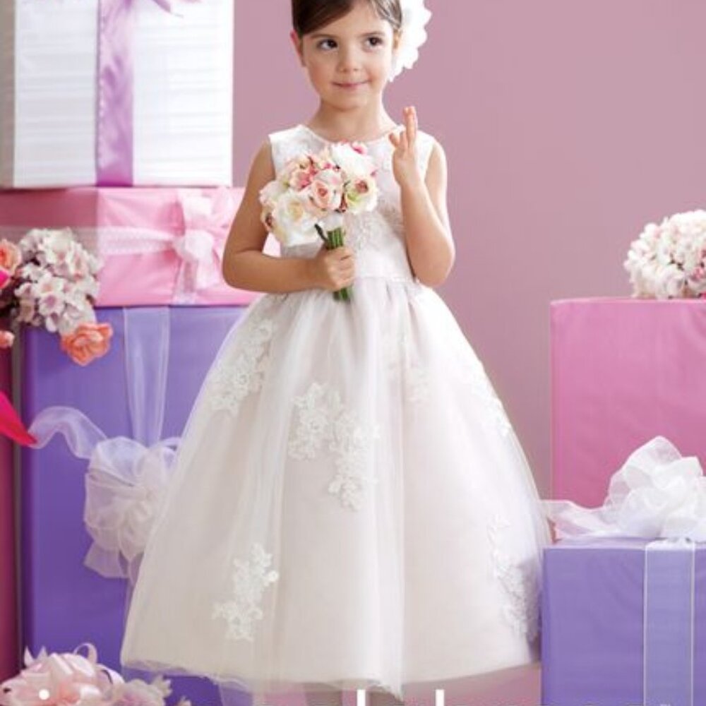 Joan Calabrese Style 215341 White size 10 Girls Dress Only